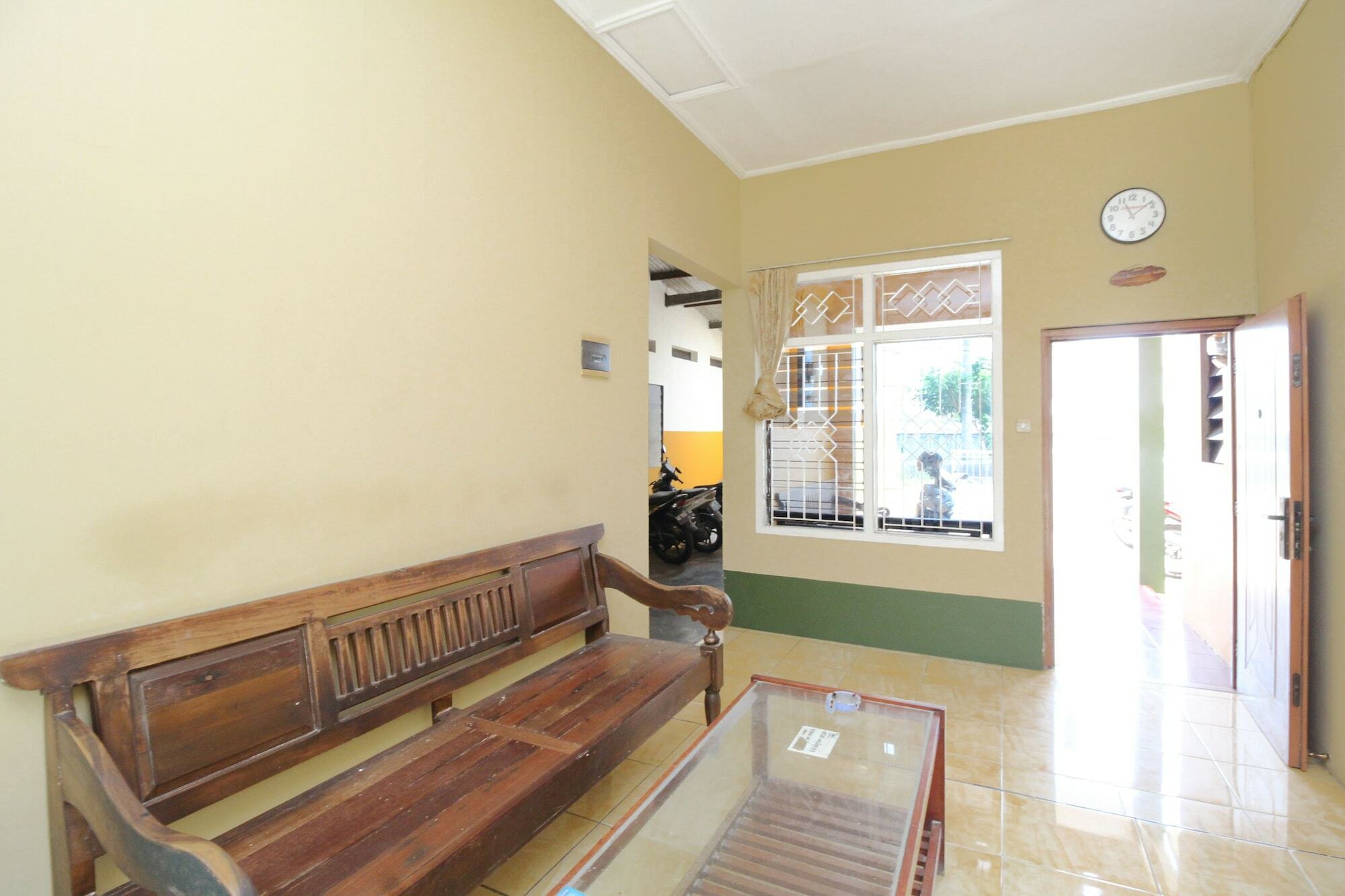 فندق Reddoorz Syariah Near Prpp سيمارانغ المظهر الخارجي الصورة